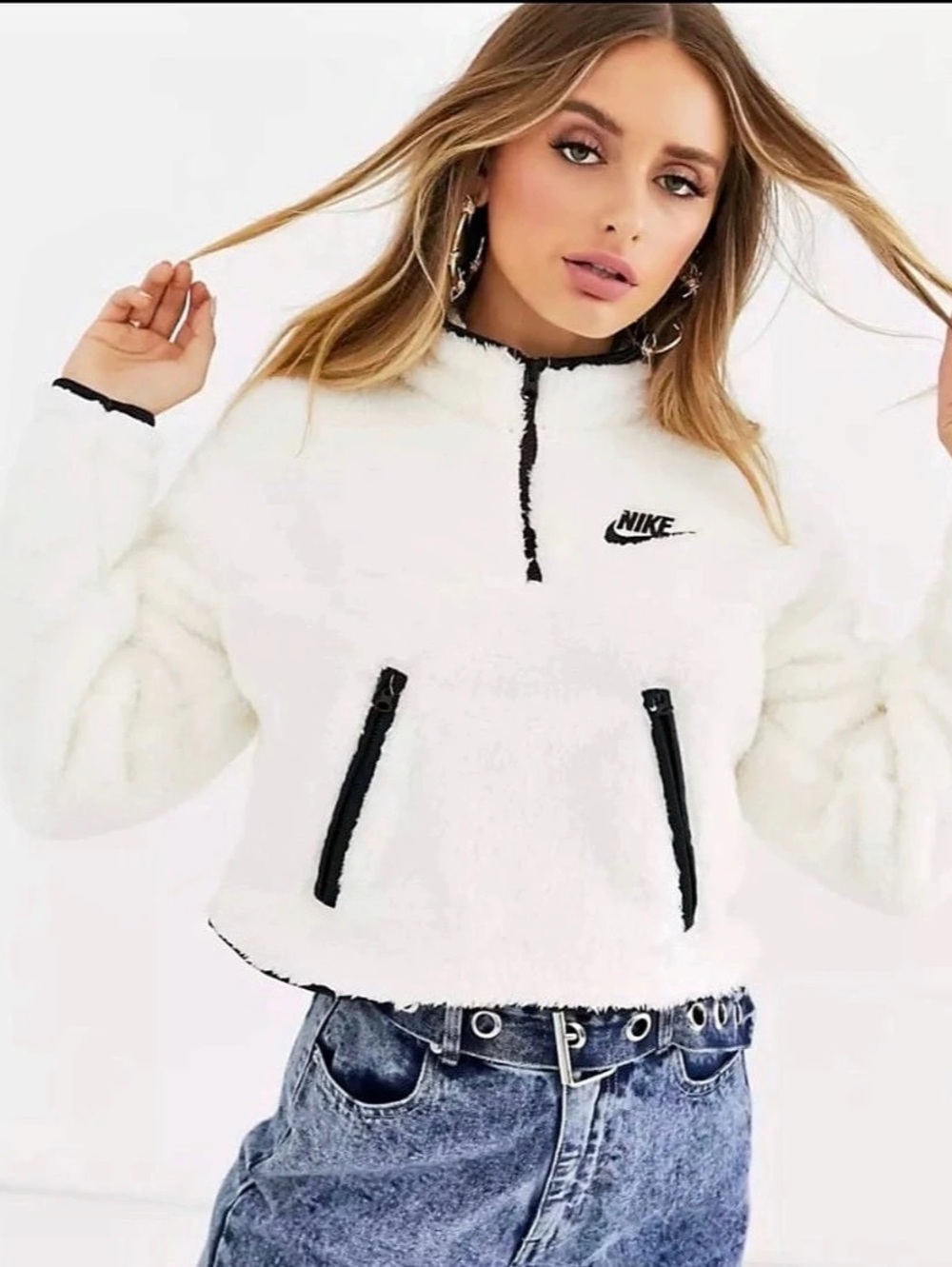 Nike Sherpa 1/4-Zip Cropped Pullover Fleece White and Black Sherpa Size Medium